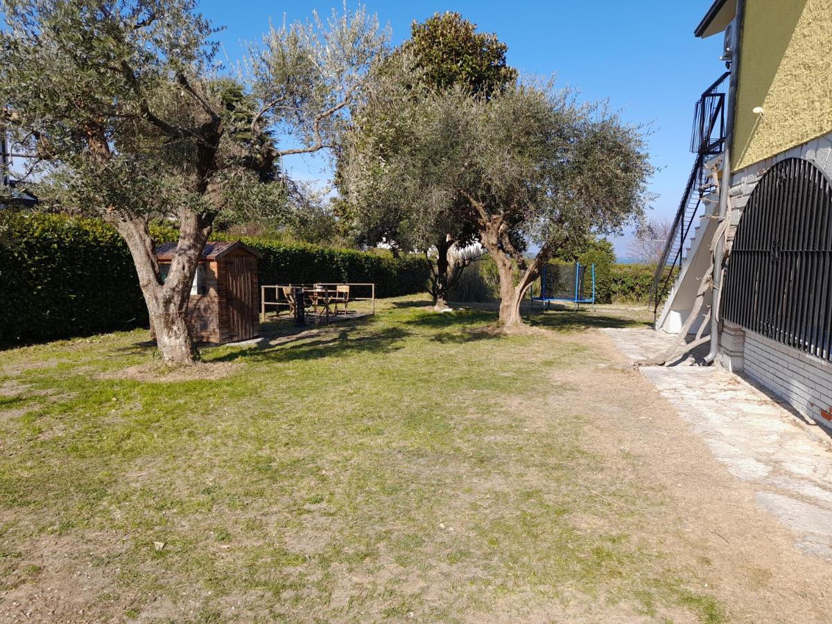 Villa La Magnolia - Private Beach Access, Garden, Views Lazise Luaran gambar