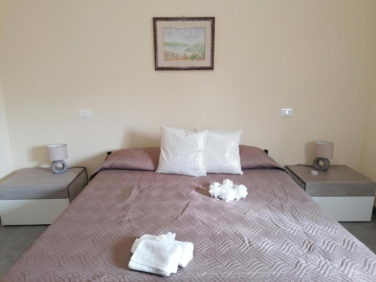 Villa La Magnolia - Private Beach Access, Garden, Views Lazise Luaran gambar