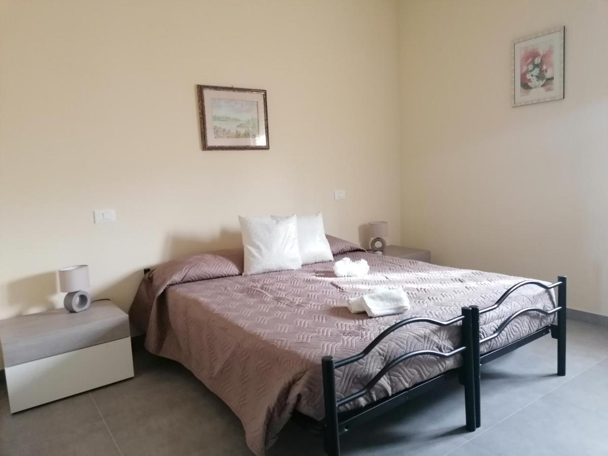 Villa La Magnolia - Private Beach Access, Garden, Views Lazise Luaran gambar