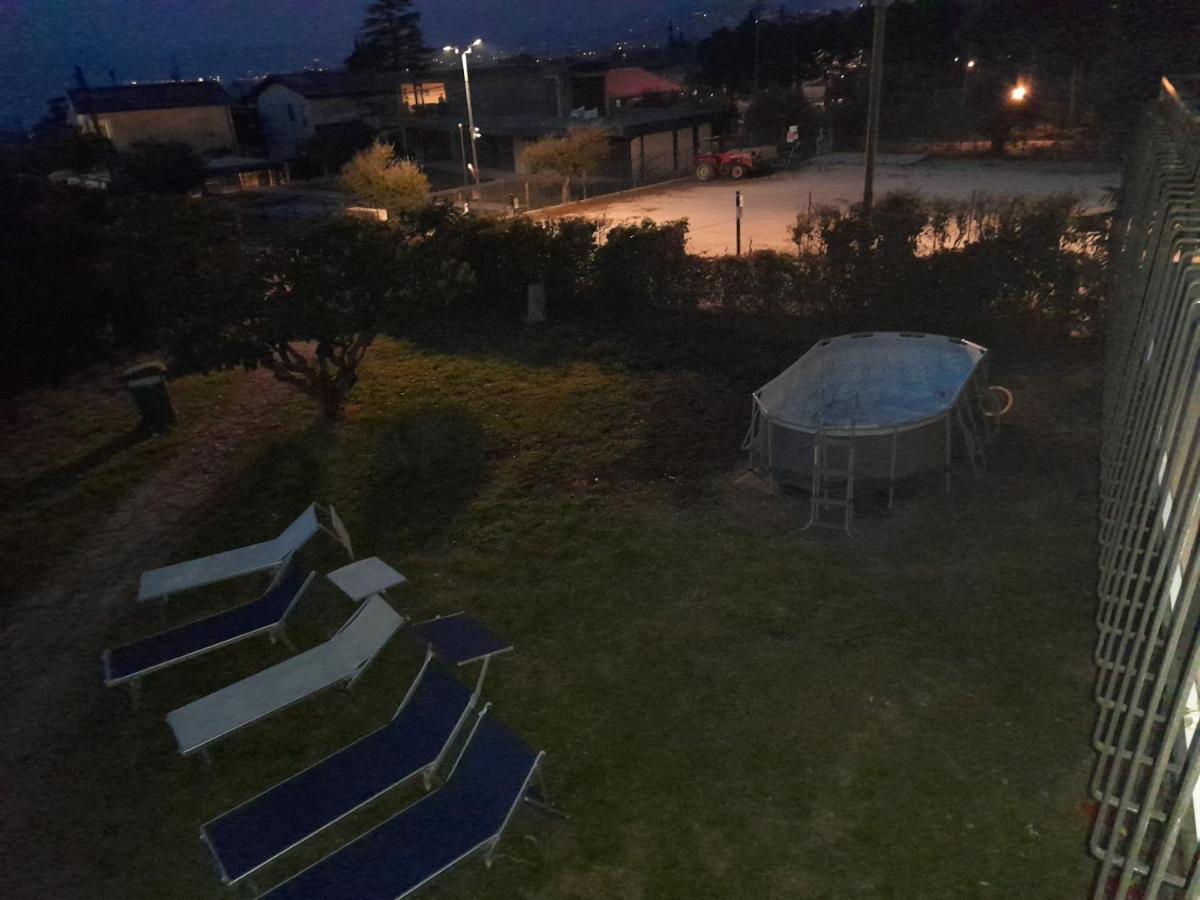 Villa La Magnolia - Private Beach Access, Garden, Views Lazise Luaran gambar