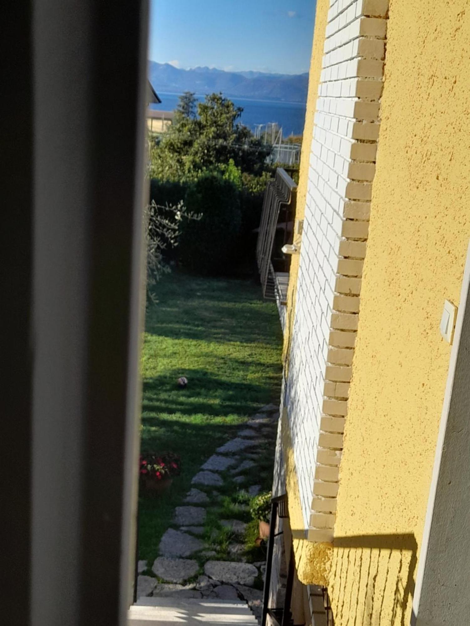 Villa La Magnolia - Private Beach Access, Garden, Views Lazise Luaran gambar