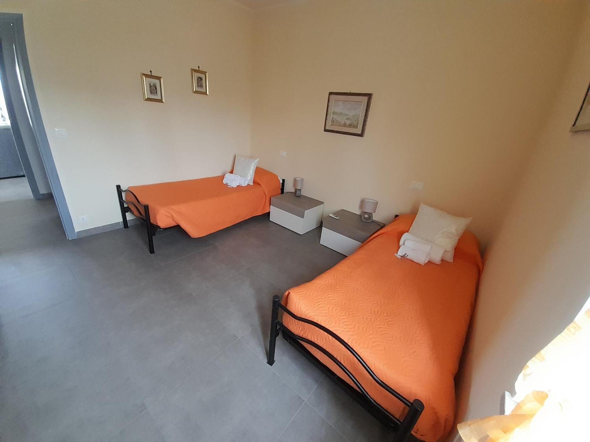 Villa La Magnolia - Private Beach Access, Garden, Views Lazise Bilik gambar