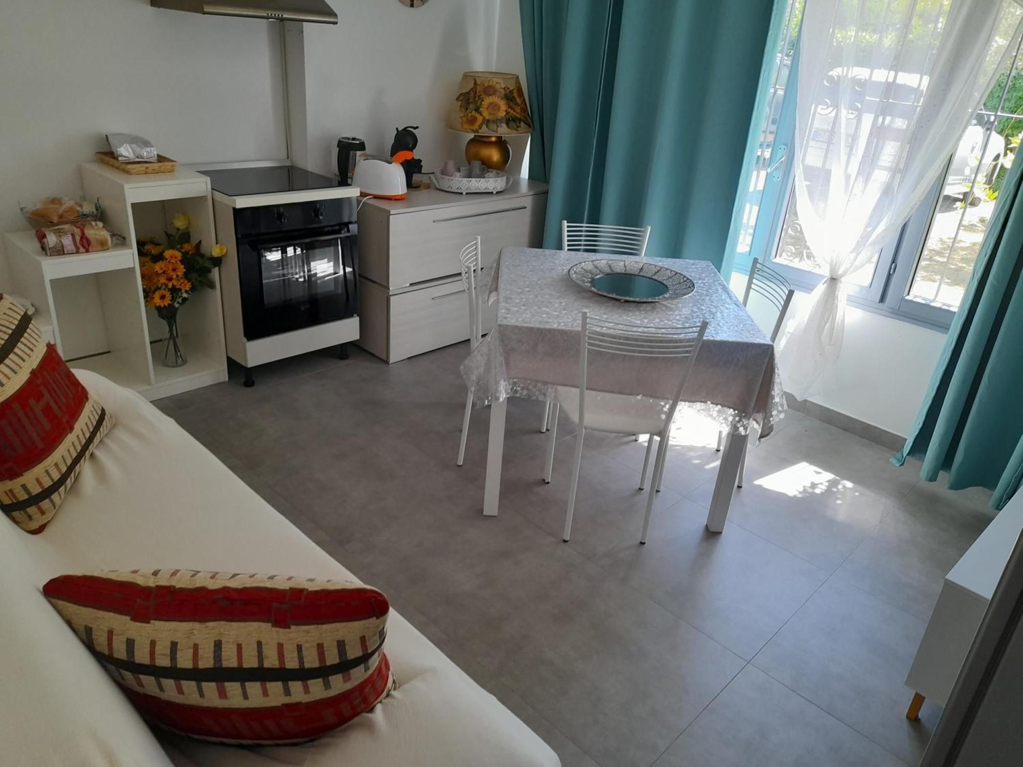Villa La Magnolia - Private Beach Access, Garden, Views Lazise Bilik gambar