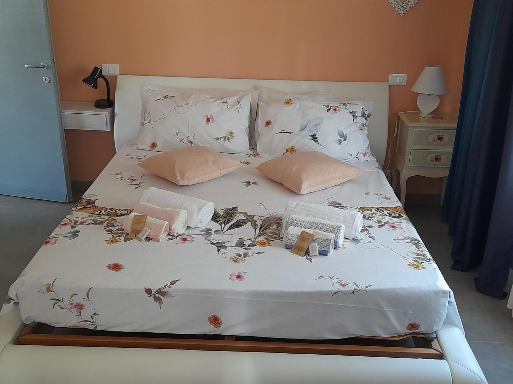 Villa La Magnolia - Private Beach Access, Garden, Views Lazise Bilik gambar
